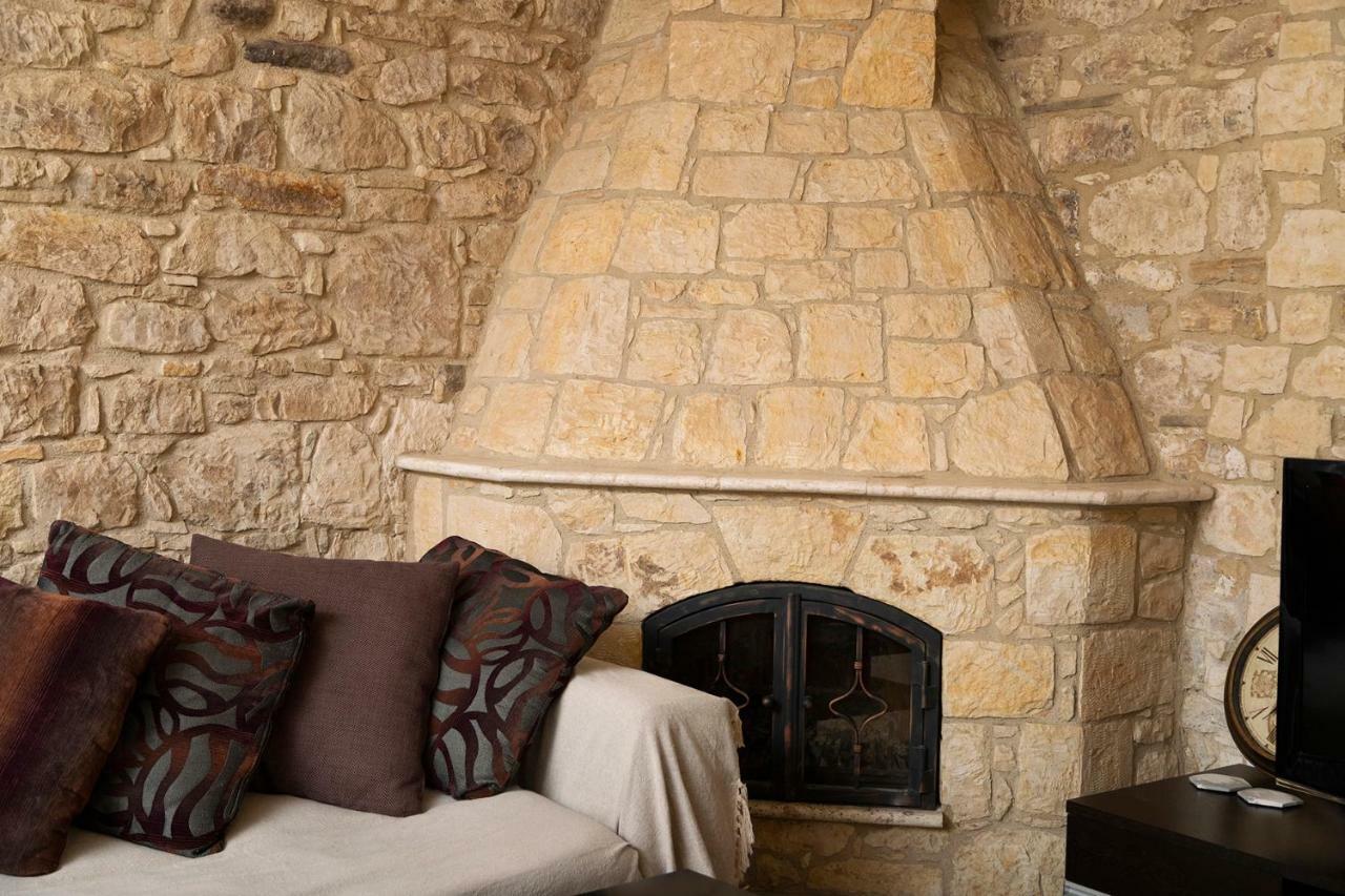 Вилла Salamiou Stone House Пафос Экстерьер фото